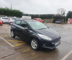 2014 Ford Fiesta 1.25 like new 2 year nct