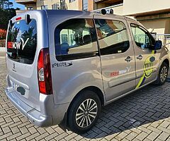 2018 Peugeot Taxi wav - Image 5/10