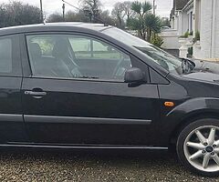 2006 Ford Fiesta