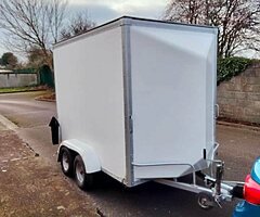 Box trailer