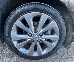 2017 Toyota Auris - Image 6/10