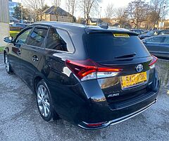 2017 Toyota Auris - Image 7/10