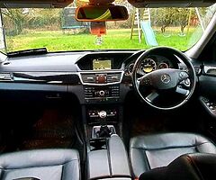 2012 Mercedes Benz E220cdi BE Executive - Image 6/8