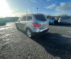 Nissan qashqai  5+2