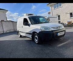 Peugeot 2007 1.6 diesel
Princ tooday - Image 8/8