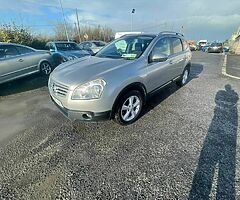 Nissan qashqai 5 + 2