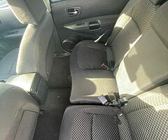 Nissan qashqai 5 + 2