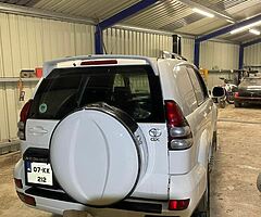 Land cruiser