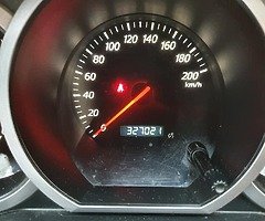 Suzuki grand vitara - Image 6/8