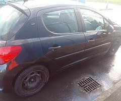 08 Peugeot  207