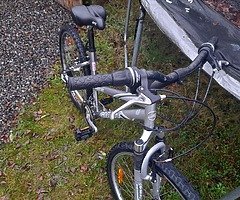 Giant bike - Image 7/7