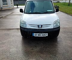 2007 PEUGEOT PARTNER REFRIGERATION VAN.