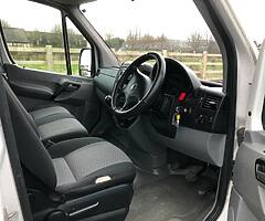 11 VOLKSWAGEN CRAFTER LUTON VAN DOE 09-22 - Image 7/10