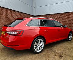 2017 Škoda Superb - Image 3/8