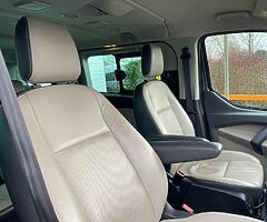 2017 Ford Ford Tourneo Custom - Image 9/10