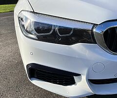 2018 BMW Series 5 - Image 8/10