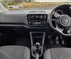 2017(171)Volkwagon Up 1.0 litre - Image 4/10