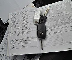2017(171)Volkwagon Up 1.0 litre - Image 7/10
