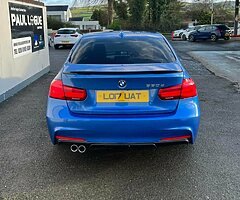 2017 BMW Series 3 - Image 9/10