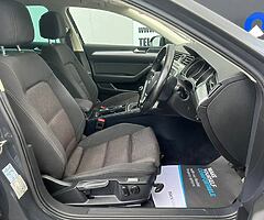 2015 Volkswagen Passat - Image 3/10