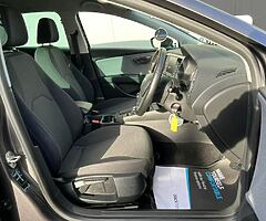 2017 SEAT Leon - Image 3/10