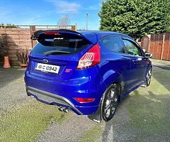 Ford Fiesta ST2 - Image 5/9