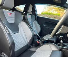 Ford Fiesta ST2 - Image 6/9