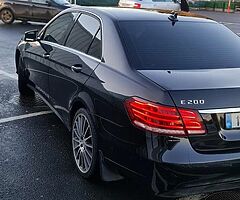 Very nice E-Class Merc Automatic