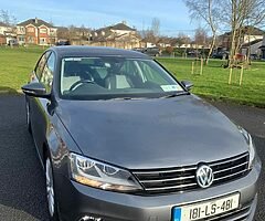 Volkswagen Jetta 2018 very low mileage - Image 8/10