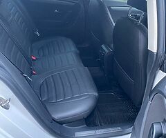 Volkswagen CC - Image 8/10