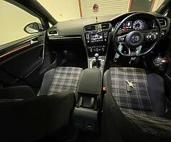 2016 Volkswagen Golf - Image 9/10