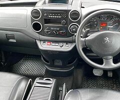 2018 Peugeot Partner - Image 5/9