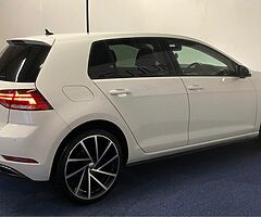 2018 Volkswagen Golf - Image 5/10