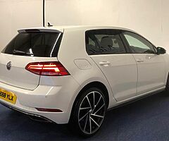 2018 Volkswagen Golf - Image 6/10