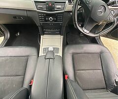 Mercedes E350 Sport - Image 4/10