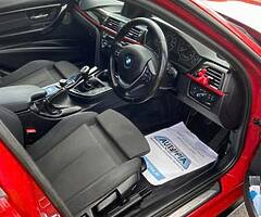 320d - Image 3/6