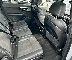 2016 Audi Q7 - Image 9/10