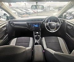152 Toyota Auris 1.6 D-4D/Only 46k mls with FSH - Image 3/10