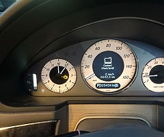 2019 Mercedes-Benz E-Class - Image 7/10