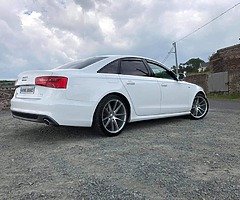 Audi A6 S-Line Automatic - Image 3/4