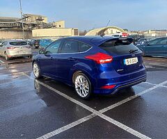 Ford Focus Zetec S 2015 - Image 4/9