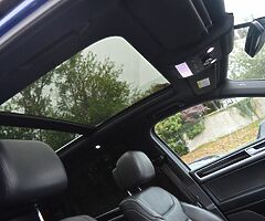 2017 Volkswagen Touareg - Image 9/10