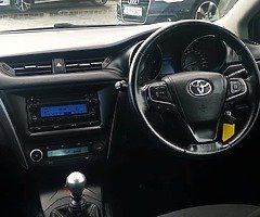 152 Toyota Avensis 1.6d/Only 147k kms/Irish car - Image 8/10