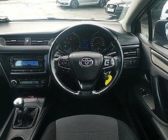 152 Toyota Avensis 1.6d/Only 147k kms/Irish car - Image 9/10