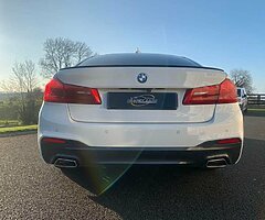 2017 BMW Series 5 - Image 4/10