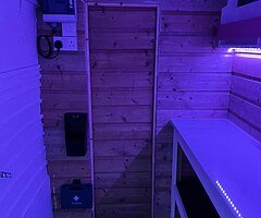 Rice horse box converted to Gin bar - Image 7/10