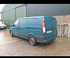 05 MERCEDES VITO