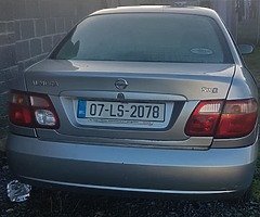 Nissan almera