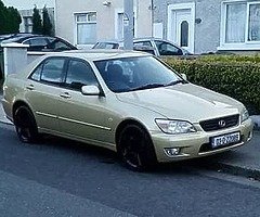 Lexus IS200