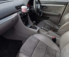 AUDI A4 2.0 TDI 2007 - Image 7/10